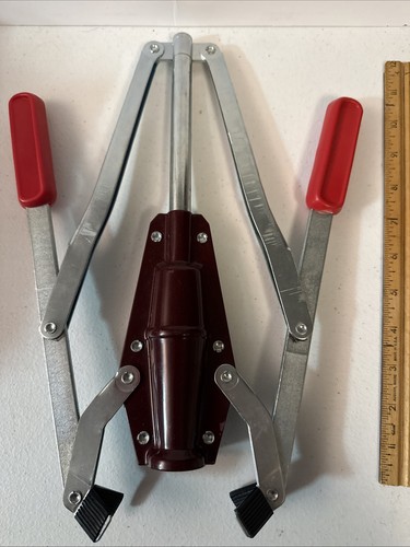 Double lever wine making - lever,